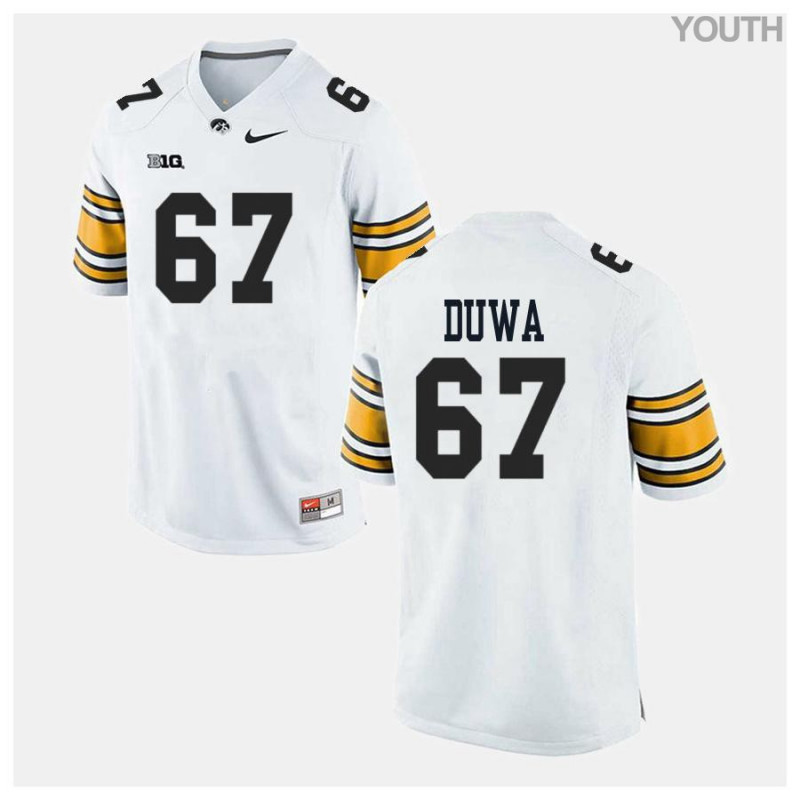 Youth Iowa Hawkeyes NCAA #67 Levi Duwa White Authentic Nike Alumni Stitched College Football Jersey PW34Q82XT